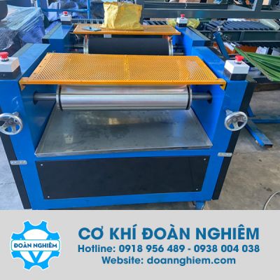 Máy trải keo 2 trục