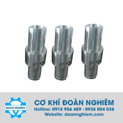 Đầu nối ống nước