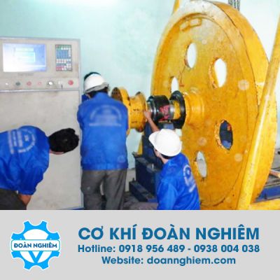 Cân bằng động bánh đà cán thép 5 tấn