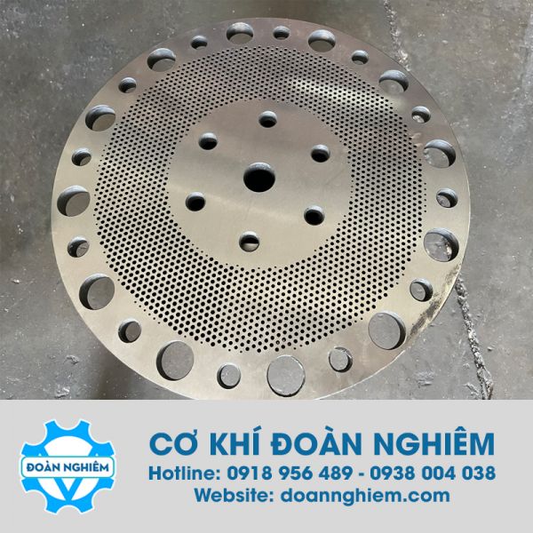 Khuôn ép viên nén thức ăn cho ngành nuôi hải sản